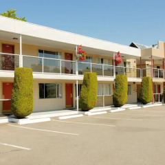 Отель Grouse Inn Канада, Аптаун - отзывы, цены и фото номеров - забронировать отель Grouse Inn онлайн парковка