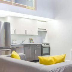 Отель King Suites Downtown Vancouver Канада, Ванкувер - отзывы, цены и фото номеров - забронировать отель King Suites Downtown Vancouver онлайн в номере
