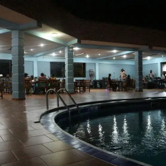 Отель Manna Heights Hotel & Conference Centre Гана, Мори - отзывы, цены и фото номеров - забронировать отель Manna Heights Hotel & Conference Centre онлайн бассейн фото 3