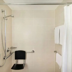 Отель Ramada Nuernberg Parkhotel ванная