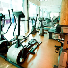 Отель Jolly Suites & Spa Thaphra Таиланд, Бангкок - отзывы, цены и фото номеров - забронировать отель Jolly Suites & Spa Thaphra онлайн фитнесс-зал