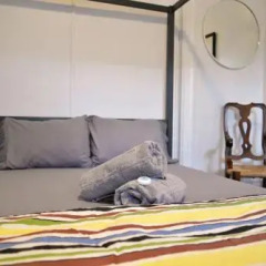 Отель Vancouver Hideaway Guesthouse Канада, Ванкувер - отзывы, цены и фото номеров - забронировать отель Vancouver Hideaway Guesthouse онлайн комната для гостей фото 2