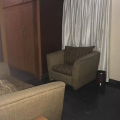 Отель Grand Riviera Suites Энугу комната для гостей фото 2