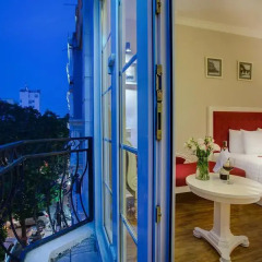 Calypso Premier Hotel балкон