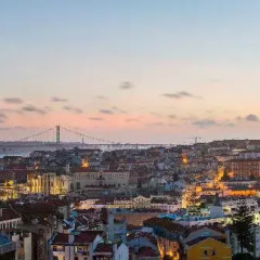 Отель Hostal Equity Point Lisboa Лиссабон городской автобус