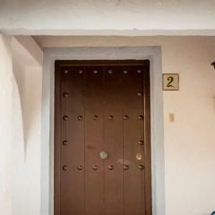 Отель La Molinera Bungalows сейф в номере