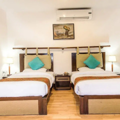 Отель The Amadablam Hotel Непал, Катманду - отзывы, цены и фото номеров - забронировать отель The Amadablam Hotel онлайн сейф в номере