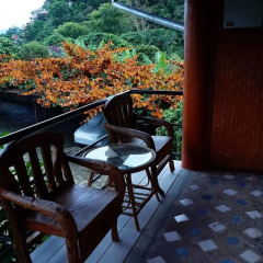 Отель Khun Mai Baan Suan Resort балкон