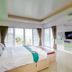 Отель Chalong Hill Tropical Garden Homes комната для гостей фото 3