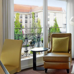 Отель The Westin Grand, Berlin балкон