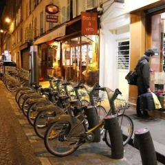 Отель Hôtel Audran спортивное сооружение