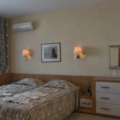Отель Alexandra Hotel Болгария, Свети Влас - отзывы, цены и фото номеров - забронировать отель Alexandra Hotel онлайн комната для гостей фото 3