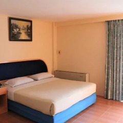 Отель Queen Pattaya Hotel Таиланд, Паттайя - отзывы, цены и фото номеров - забронировать отель Queen Pattaya Hotel онлайн комната для гостей
