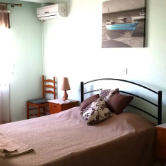 Апартаменты Angela Holiday Apartments комната для гостей фото 5