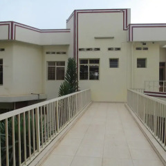 Отель King's Conference Centre балкон