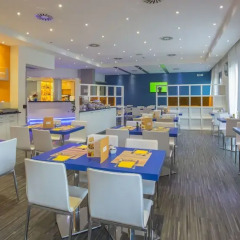 Отель Holiday Inn Express Rome - East питание фото 3