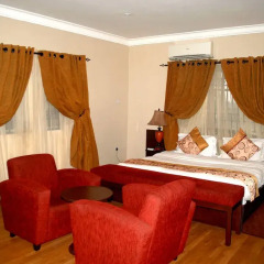 Отель Grand Inn & Suites комната для гостей фото 5