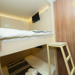 Kupe Capsule Hotel & Hostel удобства в номере фото 2