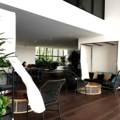 Отель The Establishment Bangsar Duplex Малайзия, Куала-Лумпур - отзывы, цены и фото номеров - забронировать отель The Establishment Bangsar Duplex онлайн балкон
