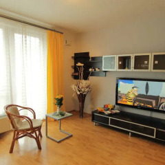 Апартаменты Cozy Studio with free parking комната для гостей фото 5