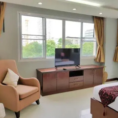 Отель Nova Atrium By Pattaya Holiday Паттайя комната для гостей