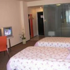 Отель Motel 268 Shenzhen Huaqiang Китай, Шэньчжэнь - отзывы, цены и фото номеров - забронировать отель Motel 268 Shenzhen Huaqiang онлайн комната для гостей