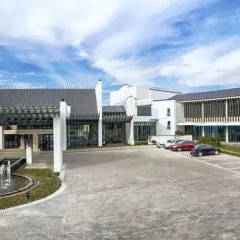 Отель Jinling Resort Tianquan Lake парковка