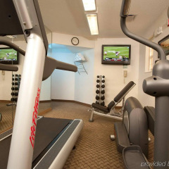 Отель Towneplace Suites Baltimore Fort Meade Аннаполис-Джанкшн фитнесс-зал