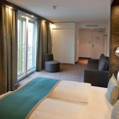 Отель Motel One Berlin KuDamm Германия, Берлин - отзывы, цены и фото номеров - забронировать отель Motel One Berlin KuDamm онлайн комната для гостей фото 5