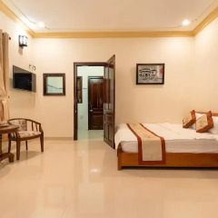 Отель Tonkin Creeper Flower Villa комната для гостей