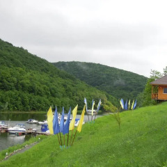 Отель Cottage Yacht Club Maiak Каменец-Подольский приотельная территория