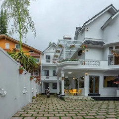 Hoa Nang Hotel Далат пляж
