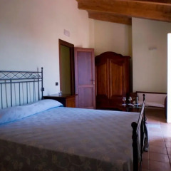 Отель Agriturismo Podere La Piazza Костиглиоле-д'Асти комната для гостей