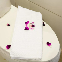 Отель Chalong Boutique Inn ванная