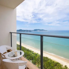 Апартаменты Sanya Blue Bay Apartment балкон