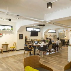 POD Hostel Cafe Designshop питание