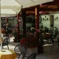 Hotel In Sylvis Ceggia гостиничный бар
