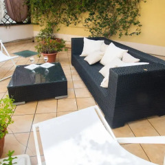 Отель Monti Colosseum Accommodation бассейн