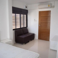 Отель Private House Sk93 Бангкок удобства в номере фото 2