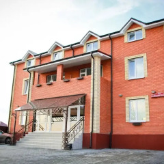 Medvedeff Hotel - Hostel парковка