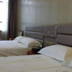 TIE LV Holiday Hotel комната для гостей фото 3