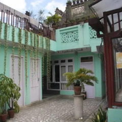Отель Siesta Guest House Непал, Катманду - отзывы, цены и фото номеров - забронировать отель Siesta Guest House онлайн с домашними животными