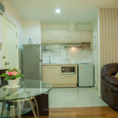 Отель Nara Suite Residence Бангкок в номере