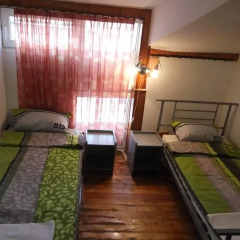 Отель Bell Hostel Болгария, Пловдив - отзывы, цены и фото номеров - забронировать отель Bell Hostel онлайн комната для гостей
