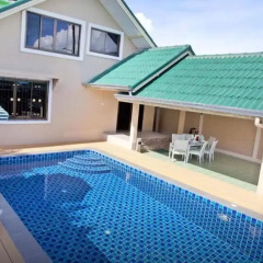 Отель Pratumnak Pool Villa Tanzanite бассейн