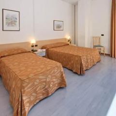 Отель Albergo Ristorante Da Tonino Италия, Реканати - отзывы, цены и фото номеров - забронировать отель Albergo Ristorante Da Tonino онлайн комната для гостей