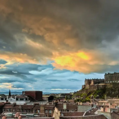 Отель DoubleTree by Hilton Edinburgh City Centre пляж