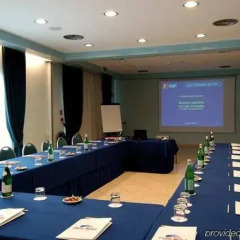 Point Hotel Conselve Консельве помещение для мероприятий фото 2