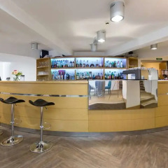Отель Tulip Inn Putnik Белград гостиничный бар