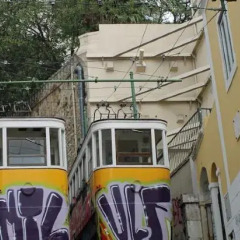 The Elevator Hostel Лиссабон городской автобус